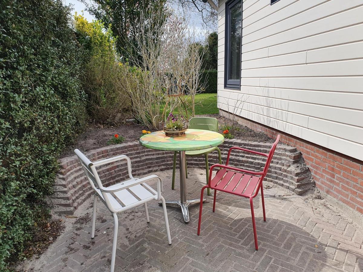 Logement De Garage Sneek Exterior photo